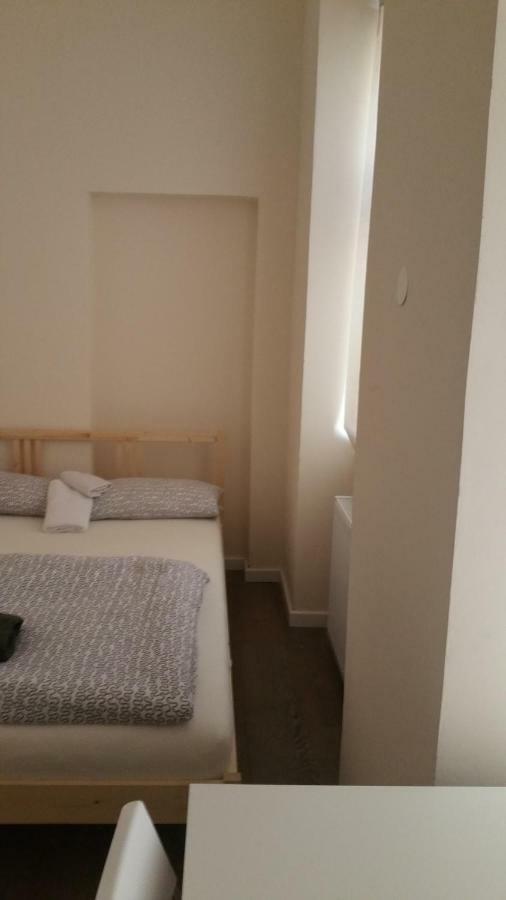 Lodgecity - Private Rooms B Берлин Екстериор снимка